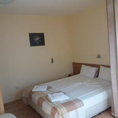 Guest house Yug 2*